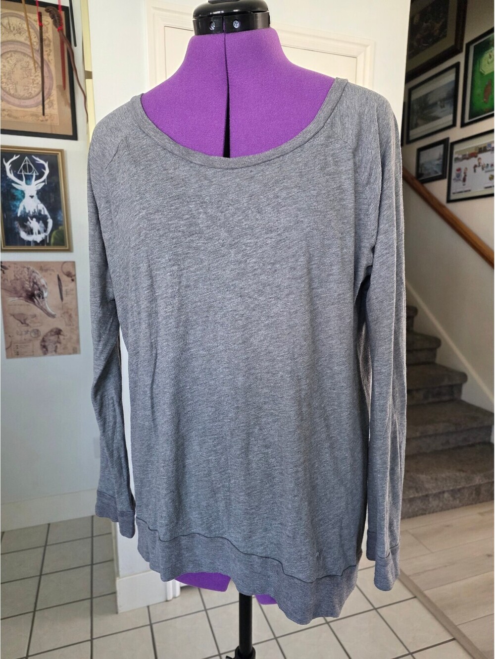 Vs PINK size large long sleeve basic
